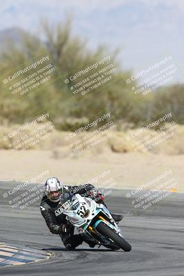 media/Dec-07-2025-CVMA (Sun) [[3e7d2de5dc]]/Race 7-Formula Lightweight Twins Shootout/